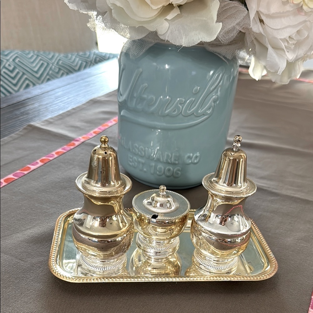 Vintage E.P. Silver Plated Salt & Pepper Condiment Set of 4 Made in England